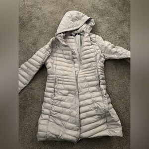 Lands' End Women's Light Gray Hooded Puffer Coat